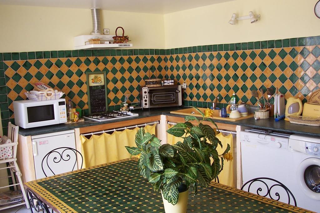 Le Fenouillet Chambres D'Hotes Proche Des Grands Buffets Нарбонн Екстер'єр фото